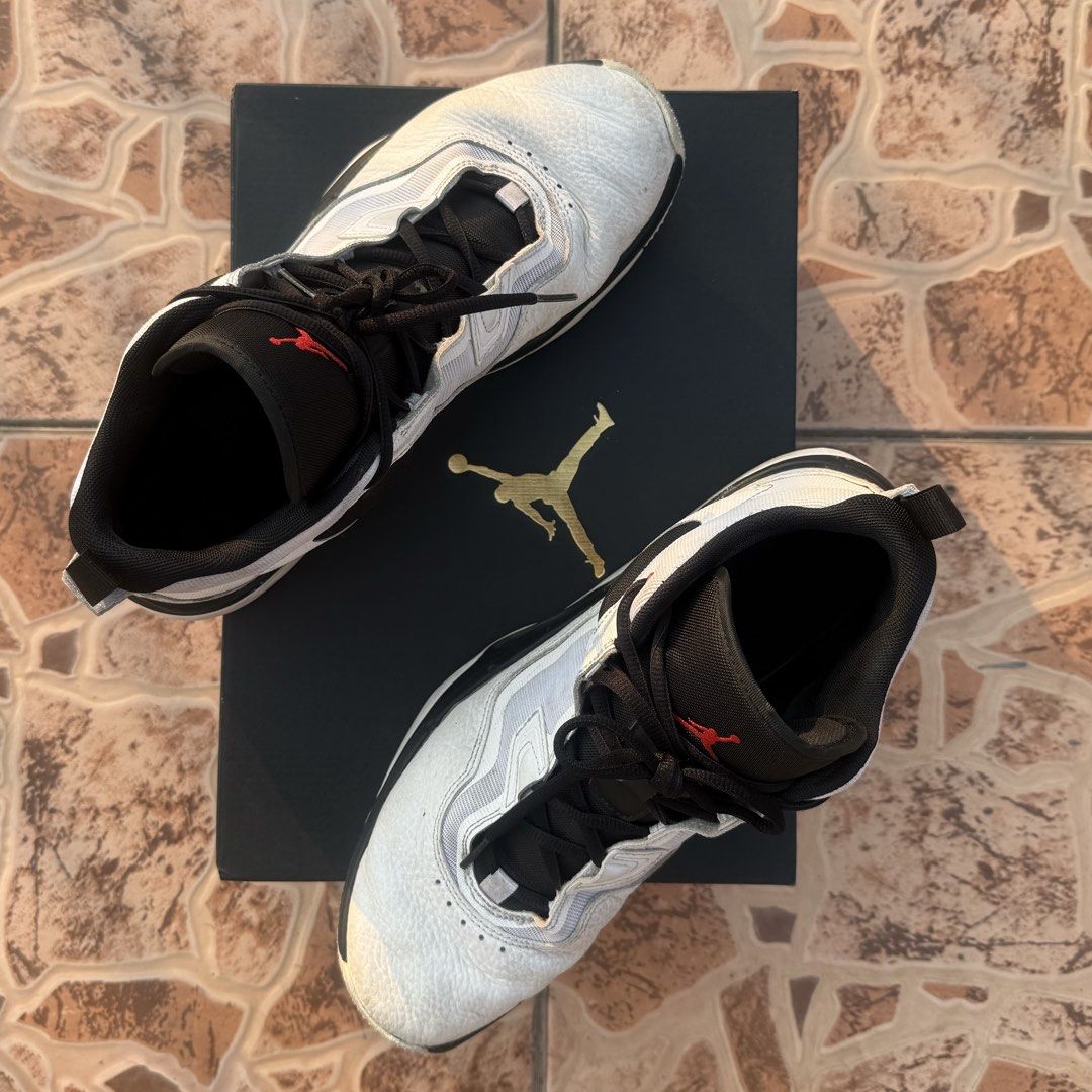 Jordan Stay Loyal 3 - White/Black (Category: Sneakers) located in Taguig. Submitted by cold_clutch (Listing ID 1432894087, Image 1). Description: - Jordan Stay Loyal 3 - Color: White and Black - Size: 11 - Black midsole and outsole - Visible Air unit in heel - Jumpman logo on tongue and side - Red Jumpman logo on side - Includes original box - Black laces.