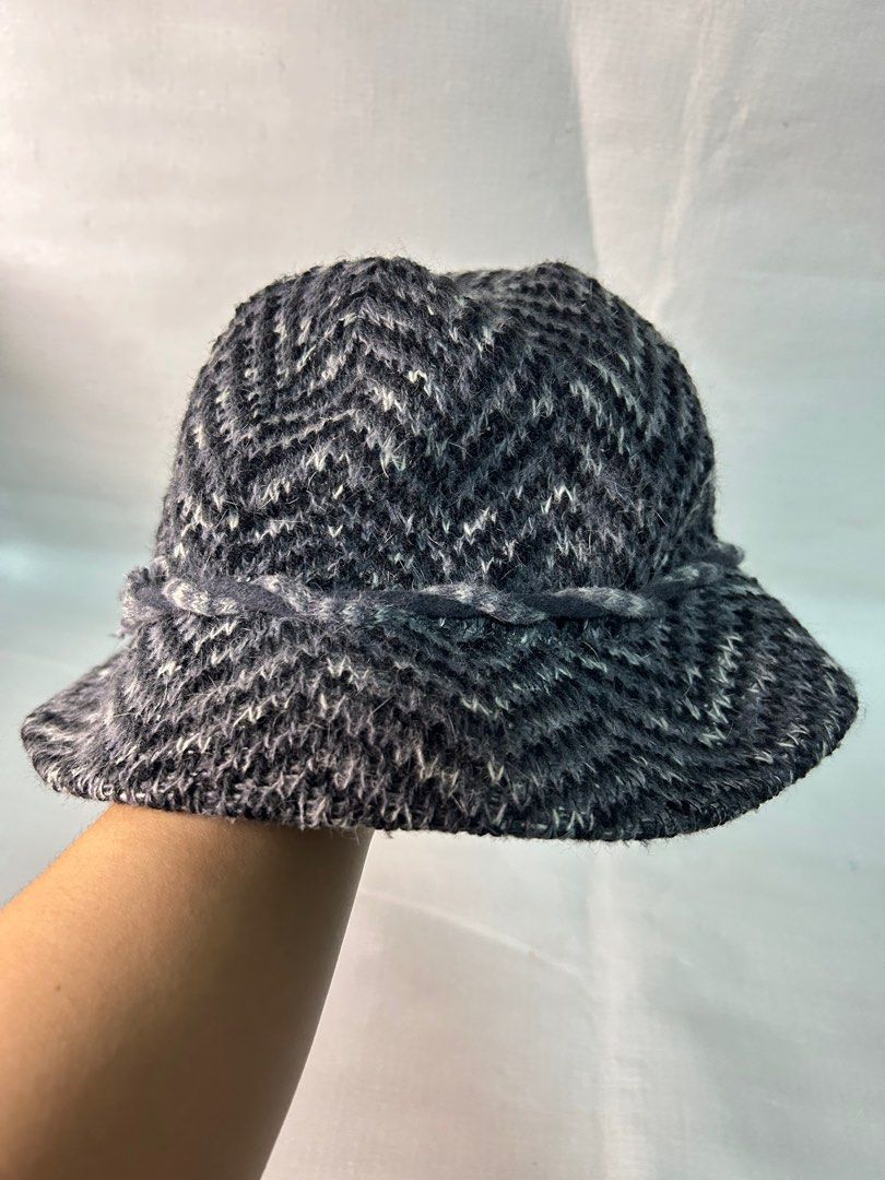 Kangol Wool Blend Bucket Hat (Category: Hats & Beanies) located in Quezon City. Submitted by jjsurplus_23 (Listing ID 1432794313, Image 1). Description: 55cm Made in England.