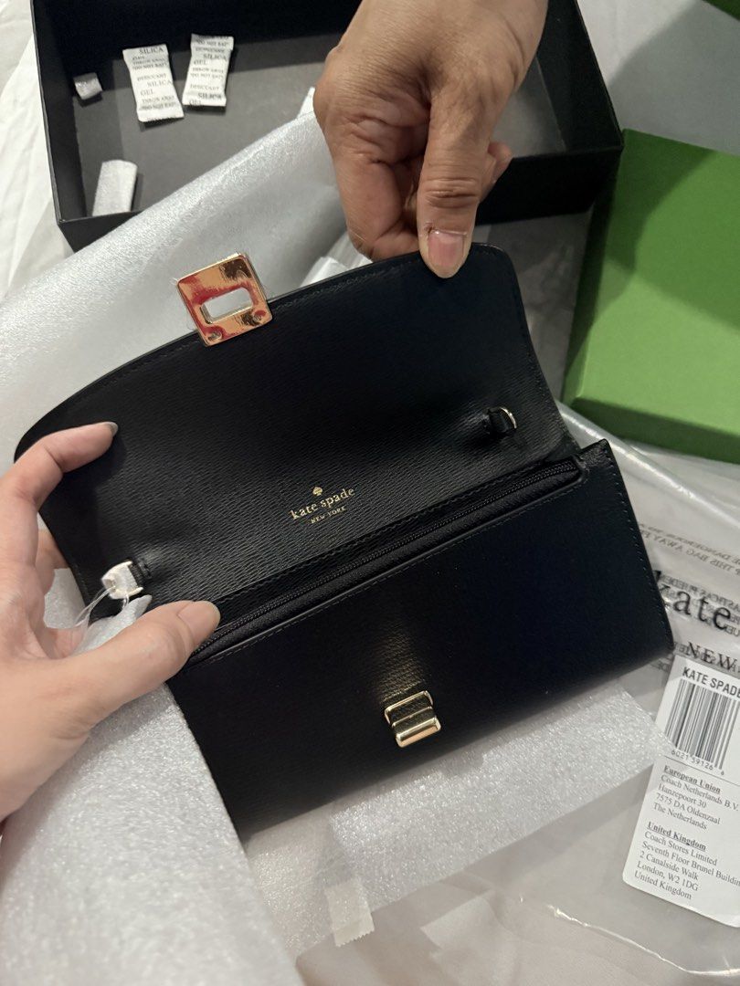 Kate Spade Phoebe Turnlock Wallet-on-chain (Category: Wallets & Card holders) located in Pasig City. Submitted by kdshp (Listing ID 1432813827, Image 3). Description: Original From Europe With tags, box, paper bag 6 sets available .