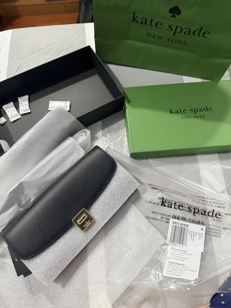 Kate Spade Phoebe Turnlock Wallet-on-chain (Category: Wallets & Card holders) located in Pasig City. Submitted by kdshp (Listing ID 1432813827, Image 2). Description: Original From Europe With tags, box, paper bag 6 sets available .