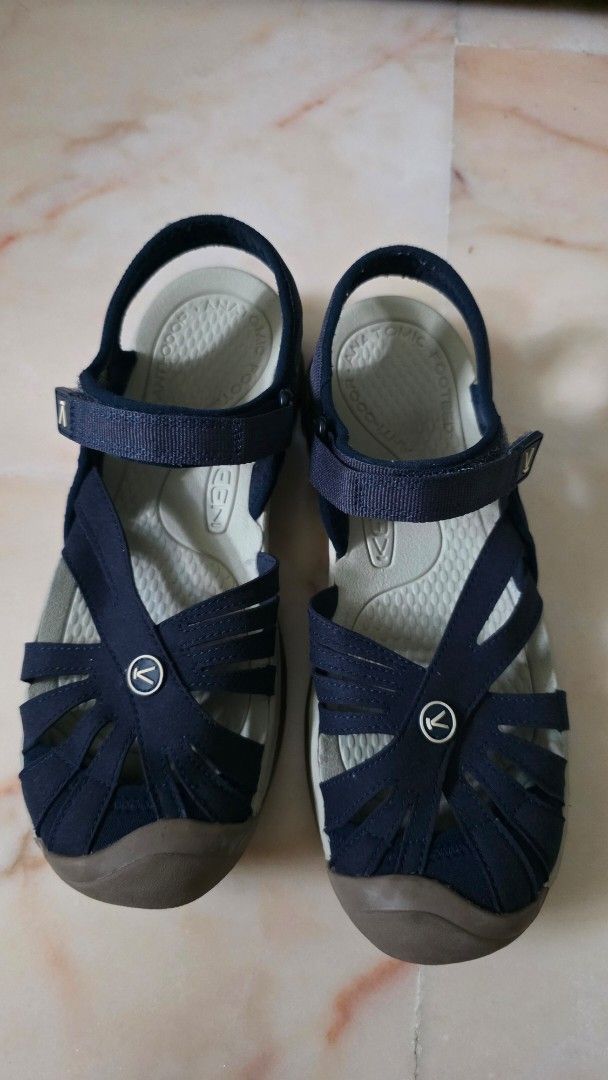 KEEN Women's Rose Sandals - Navy Blue - US 9 (Category: Sandals) located in Singapore. Submitted by adebarang (Listing ID 1432840247, Image 1). Description: KEEN women's Rose sandals in navy blue, US size 9. Used Once. Delcuttering in progress Collection at Tampines Ave 8 530893 .