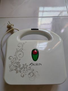 (Kategori: ) berada di . Dikirim oleh crimson321 (ID iklan 1432826603, Gambar 1). Deskripsi: .