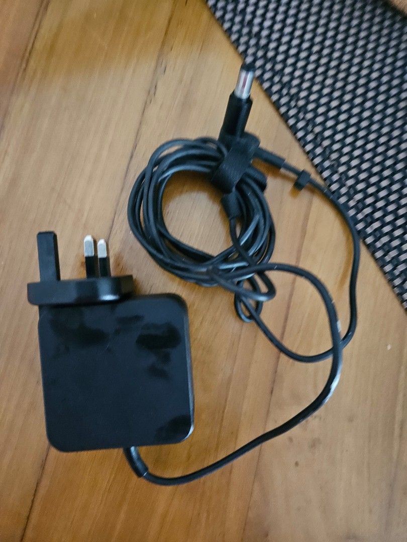 Laptop Power Adapter458585764455393283