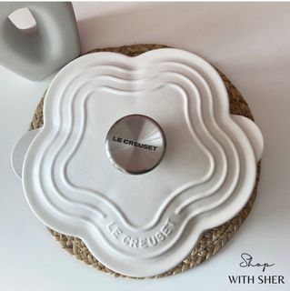 (Category: ) located in . Submitted by shopwithmeeeee_ (Listing ID 1432839097, Image 1). Description: .