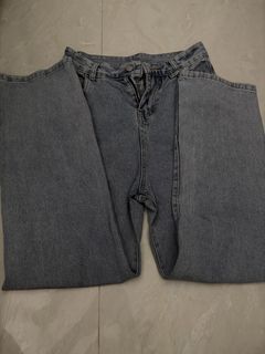 (Category: ) located in . Submitted by cviiee (Listing ID 1432920692, Image 1). Description: .