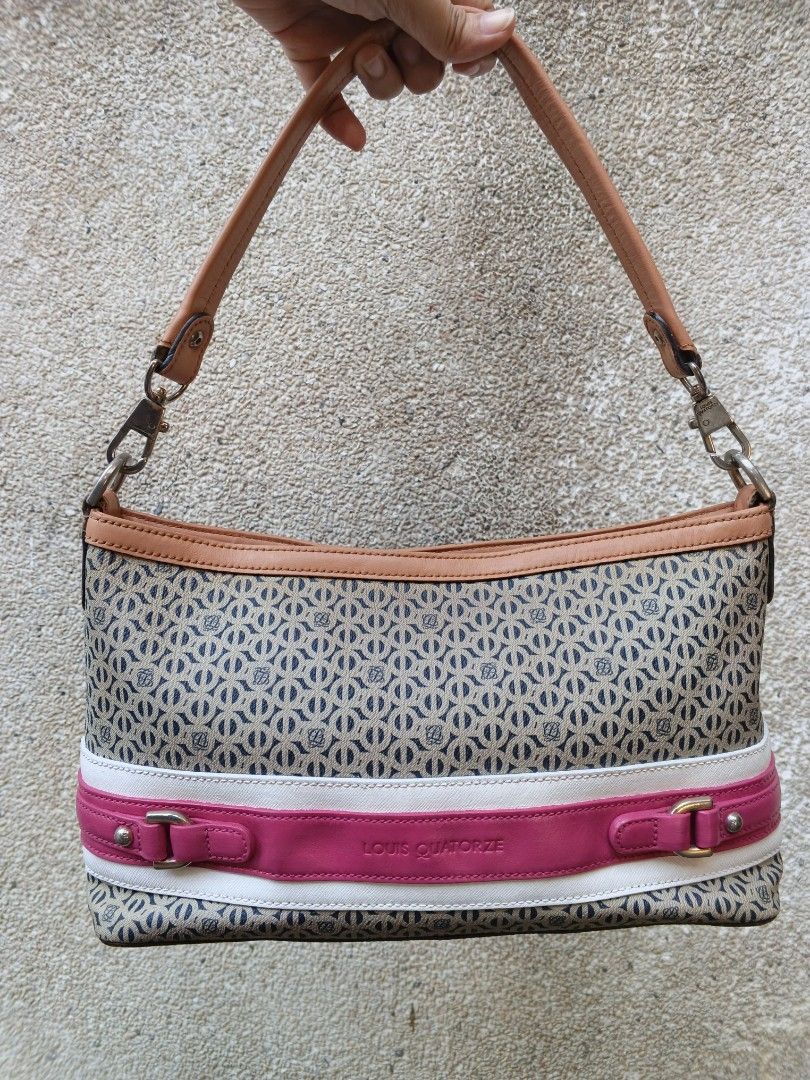 Louis Quatorze Shoulder / Kili Bag (Category: Shoulder Bags) located in Taytay. Submitted by eri.94 (Listing ID 1432850982, Image 1). Description: .