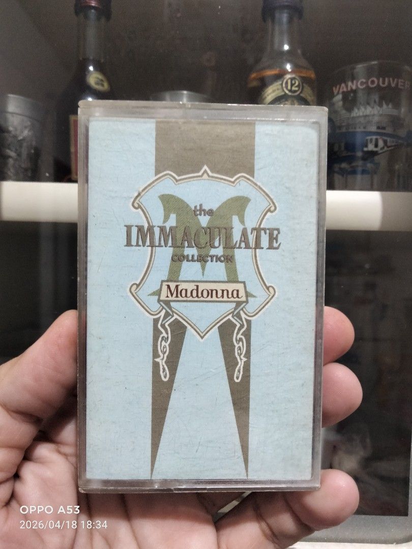 Madonna - The Immaculate Collection Cassette Tape (Category: CDs & DVDs) located in Carmona. Submitted by rpute (Listing ID 1432908353, Image 1). Description: - Madonna's "The Immaculate Collection" cassette tape - Original case included - Features iconic album cover art - Vintage item - Ideal for collectors and Madonna fans.