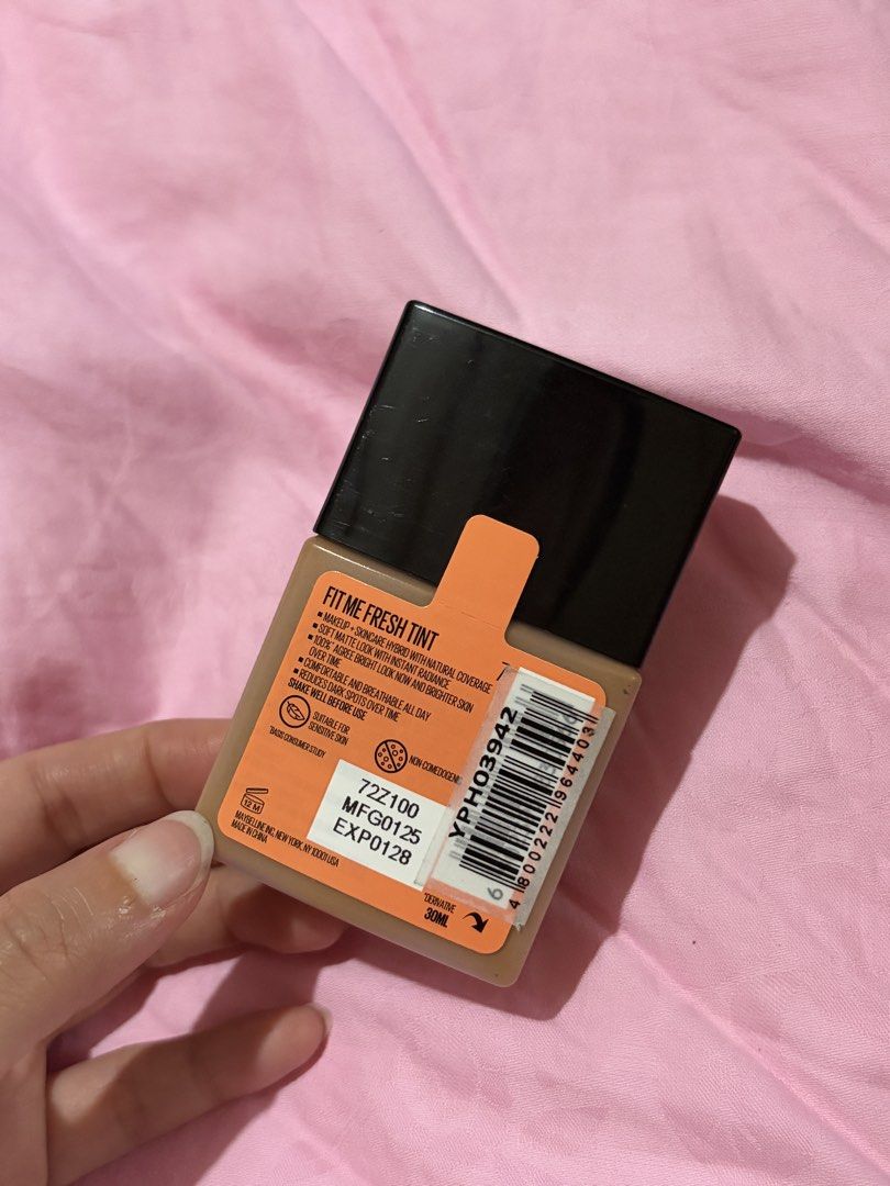 Maybelline Fit Me Fresh Tint (Category: Makeup) located in Daraga. Submitted by hiaqb (Listing ID 1432948081, Image 2). Description: Maybelline Fit Me Fresh Tint Shade 07 brand new sealed. expiry 2028 pa :) .