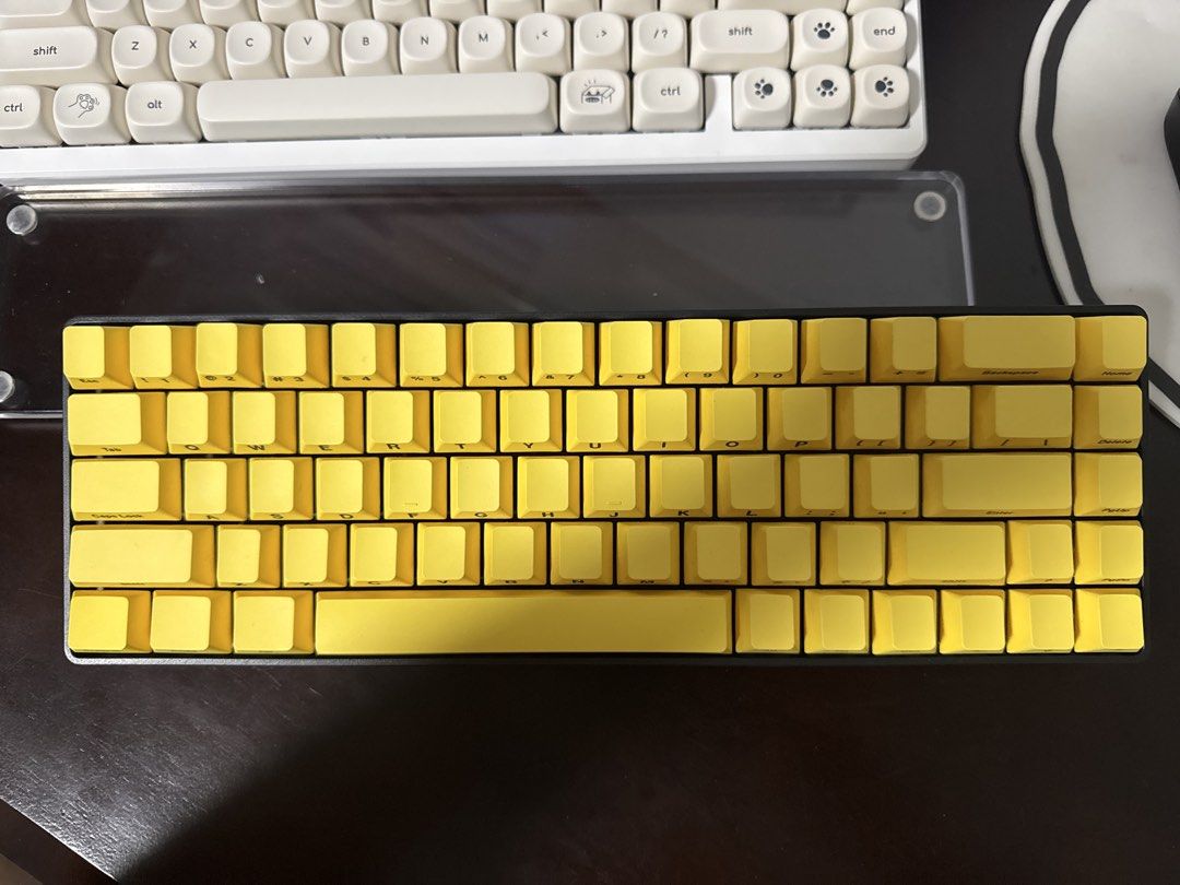 mechanical keyboard with red switches445054440954941440