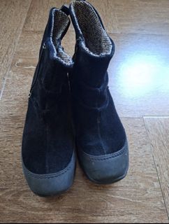 (Category: ) located in . Submitted by candyclosetph (Listing ID 1432900576, Image 1). Description: .