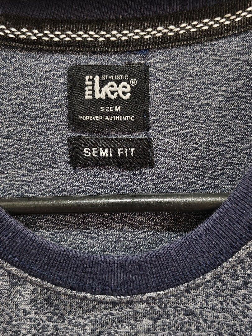 Mr. Lee Semi Fit T-Shirt (Category: Tshirts & Polo Shirts ) located in Quezon City. Submitted by cateskloset (Listing ID 1432958975, Image 3). Description: Blue ​Mr. Lee ​Semi fit shirt ​Size: M (Men's sizing) ​Chest: 18.5 in ​Length: 26.5 in.