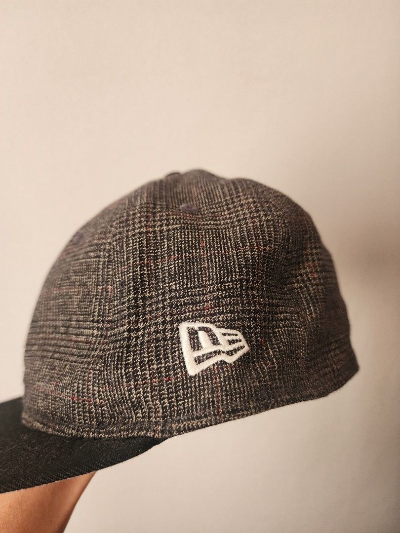New Era LA Dodgers 59Fifty Plaid (Category: Caps & Hats) located in Santo Tomas. Submitted by mieu_declutters (Listing ID 1432890951, Image 2). Description: - Authentic - Bought in Malaysia - Features the LA Dodgers logo - Stylish plaid pattern on the crown - Classic black brim - Size: 7 1/8 - Includes New Era logo on the side and MLB logo at the back - Comes with a New Era tote bag.