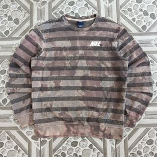 (Category: ) located in . Submitted by dopewear.collection (Listing ID 1432882223, Image 1). Description: .
