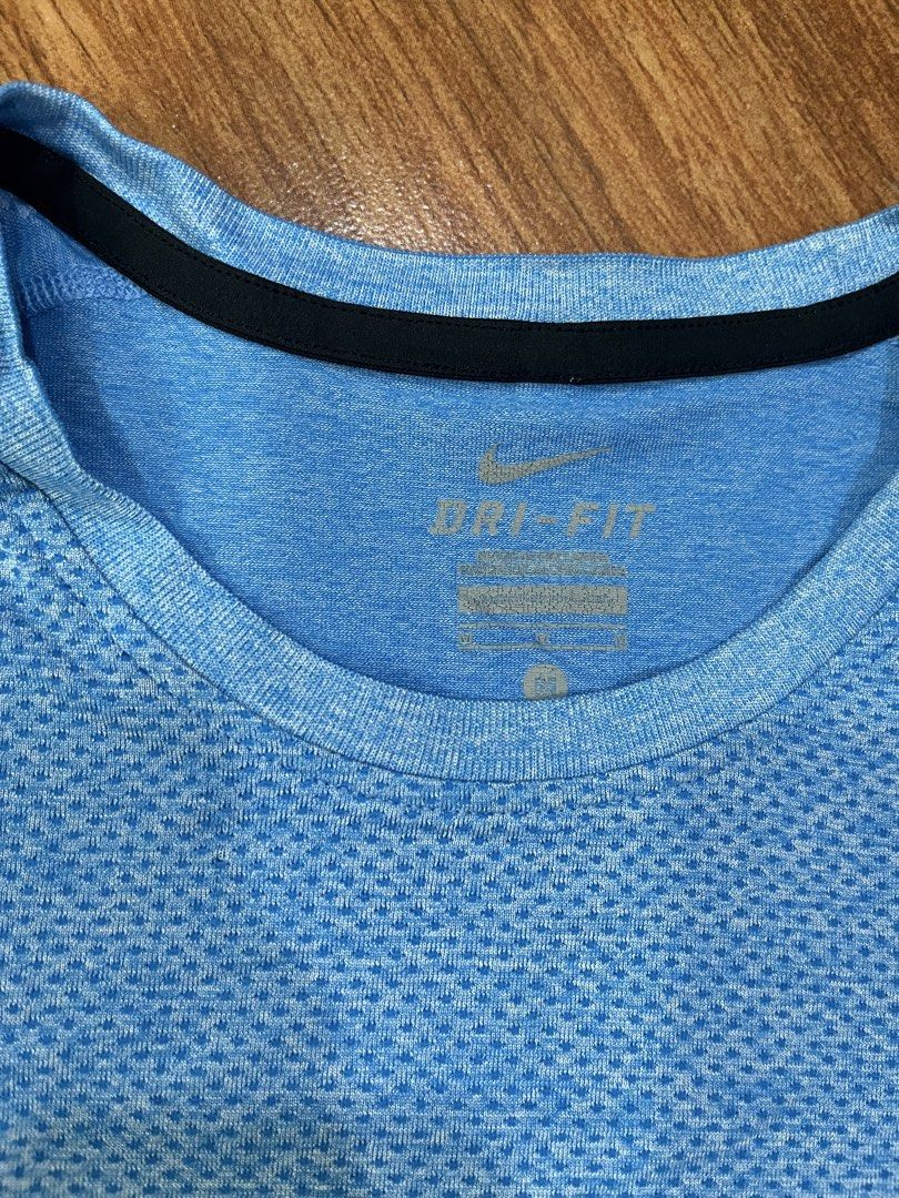 Nike Dri-FIT Running Shirt (Category: Activewear) located in Quezon City. Submitted by paul13c (Listing ID 1432870504, Image 3). Description: Chest: 18” Length: 26”.
