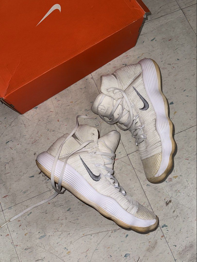 Nike Hyperdunk 2017 Flyknit Basketball Shoes (Category: Sneakers) located in Quezon City. Submitted by hannahdyto (Listing ID 1432823072, Image 1). Description: Bought for P6,000 Used less than 20 times - Nike Hyperdunk 2017 Flyknit - White colorway - US size 7.5 - Includes original box - Signs of wear on soles and uppers - Box shows wear and tear - Made in Vietnam.