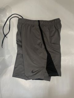 (Category: ) located in . Submitted by rncthrifting (Listing ID 1432839680, Image 1). Description: .