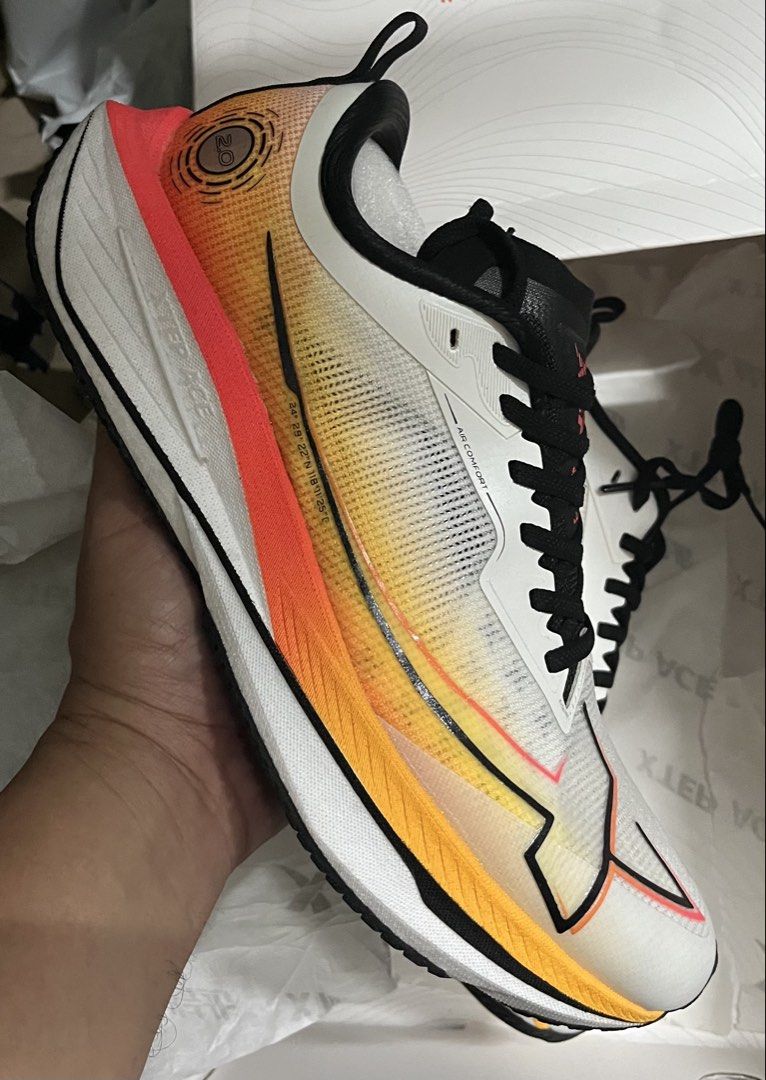 Original Xtep One Piece (Category: Sneakers) located in Lapu Lapu. Submitted by jerzorb (Listing ID 1432816496, Image 1). Description: Original Complete with OG box Excellent condition 9.5US/ 43Euro Once lang ginamit, nilakad lang .