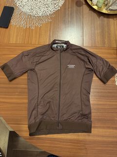 （分類：）位於 。 由 c_sellssold 提交（商品編號 1432923421，圖片 1）。簡介： 。