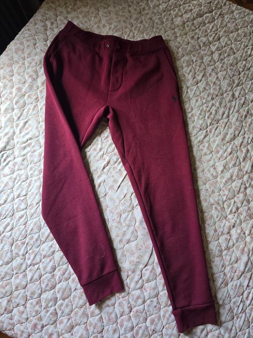 Polo Ralph Lauren Sweatpants - Maroon (Category: Joggers) located in Quezon City. Submitted by jb0516 (Listing ID 1432861888, Image 1). Description: - Polo Ralph Lauren sweatpants - Color: Maroon - Size: SP - Features: - Small logo on left leg - Back pocket - Button closure at waist - Cuffed ankles - Made in China - Material: Soft, comfortable fabric.
