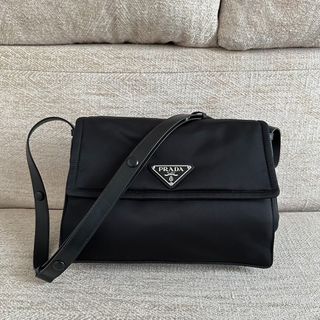 （分類：）位於 。 由 maniestra 提交（商品編號 1432812931，圖片 1）。簡介： 。