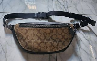 (Kategori: ) berada di . Dikirim oleh dangliciouspreloved (ID iklan 1432815483, Gambar 1). Deskripsi: .