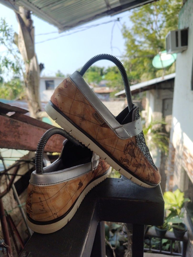 Prima Classe Map Print Slip-on Shoes (Category: Heels) located in Kabankalan. Submitted by stylesavy (Listing ID 1432922119, Image 3). Description: - Prima Classe slip-on shoes - Unique map print design -size: US 6M5, EURO 37.5 - Silver strap detail - Sparkly black fabric on toe - White sole - Made in Korea - Authentic Prima Classe label inside.