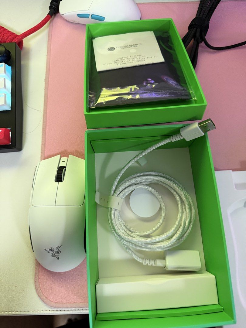 Razer Viper V3 Pro White Edition458716421816985603