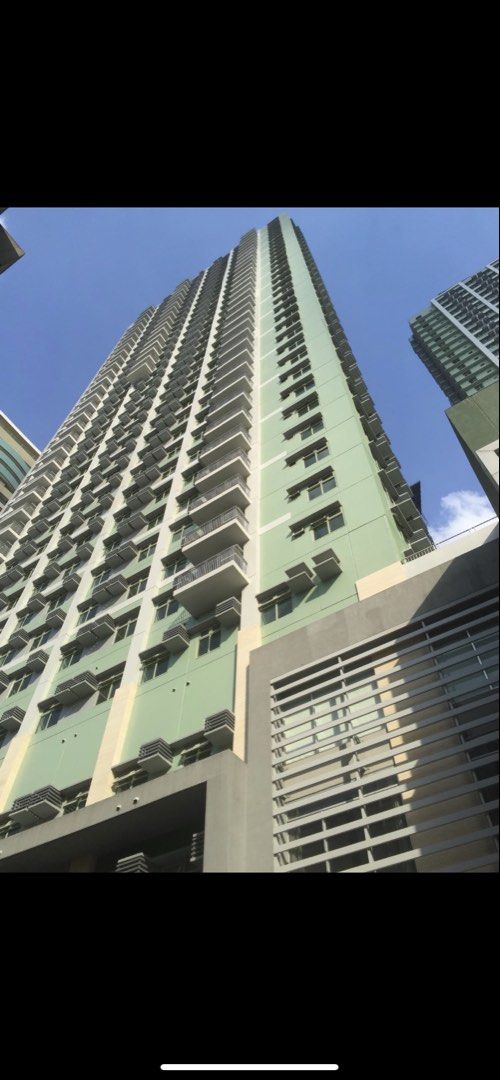 Robinsons One Gateway Condo Unit (Category: Apartments & Condos) located in Manila. Submitted by lenyriv (Listing ID 1432816963, Image 3). Description: One bedroom unit at Robinsons One Gateway Place at Pioneer cor Cybergate Mandaluyong Ideal for office workers or students withiin Ortigas Pasig Mandaluyong area. Accessible to MRT, Edsa bus, jeepneys and all other public transport.
