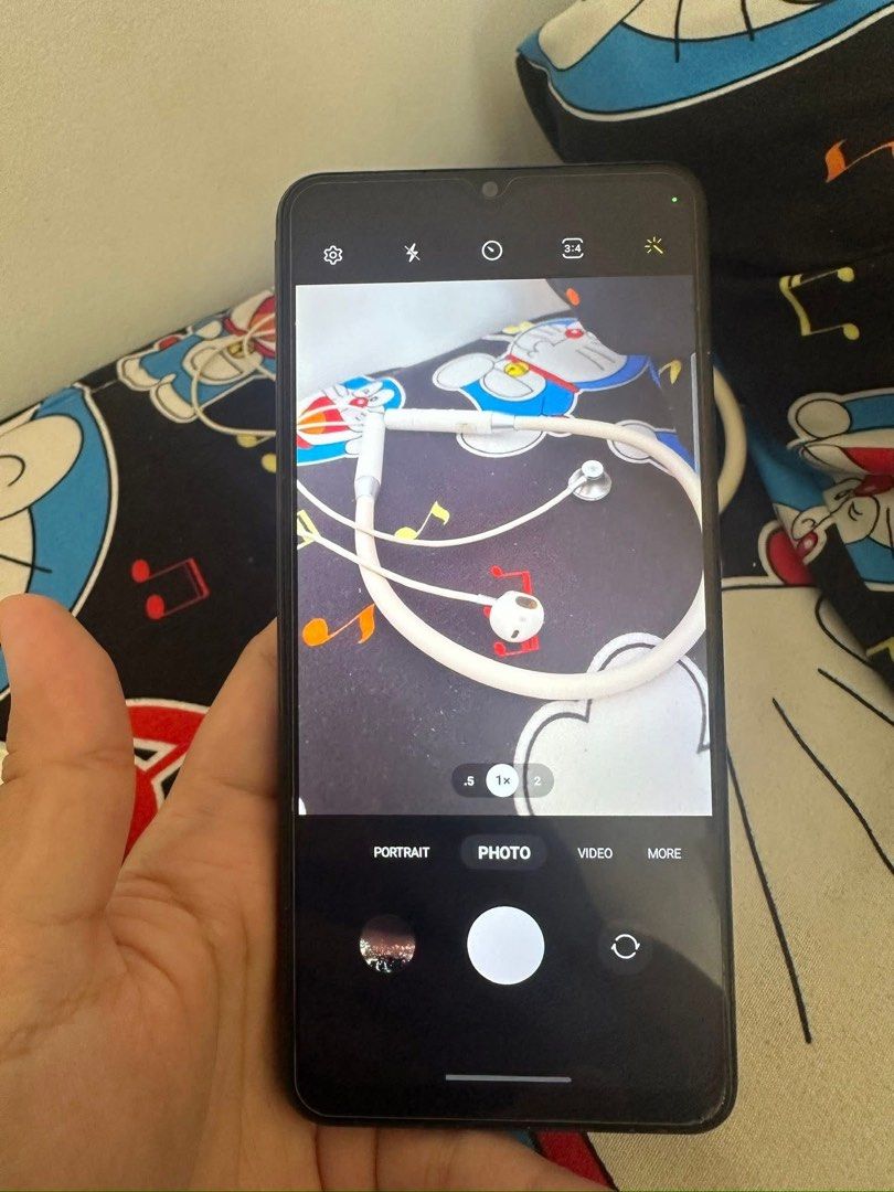 Samsung A12 (Category: Samsung) located in Taguig. Submitted by seek_and_ship (Listing ID 1432966691, Image 3). Description: - Samsung A12 - Black color - 128GB - Dual Sim - Never been repaired - Never been changed battery. Ang tagal po nito ma lowbat - Available for meetups - Shipping via Lalamove or any courier.