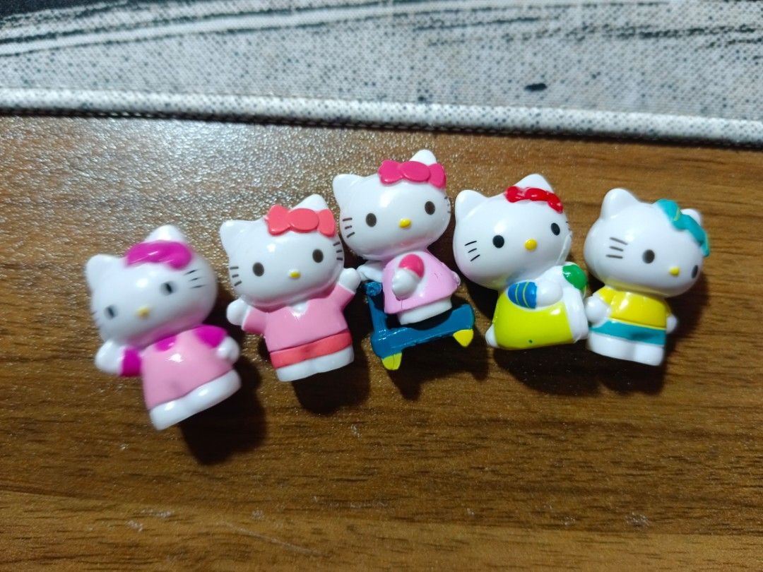 Sanrio Hello Kitty hard figure set (Category: Figurines & Statues) located in Davao. Submitted by sshleepy (Listing ID 1432846751, Image 1). Description: good condition, just displayed loc davao city.