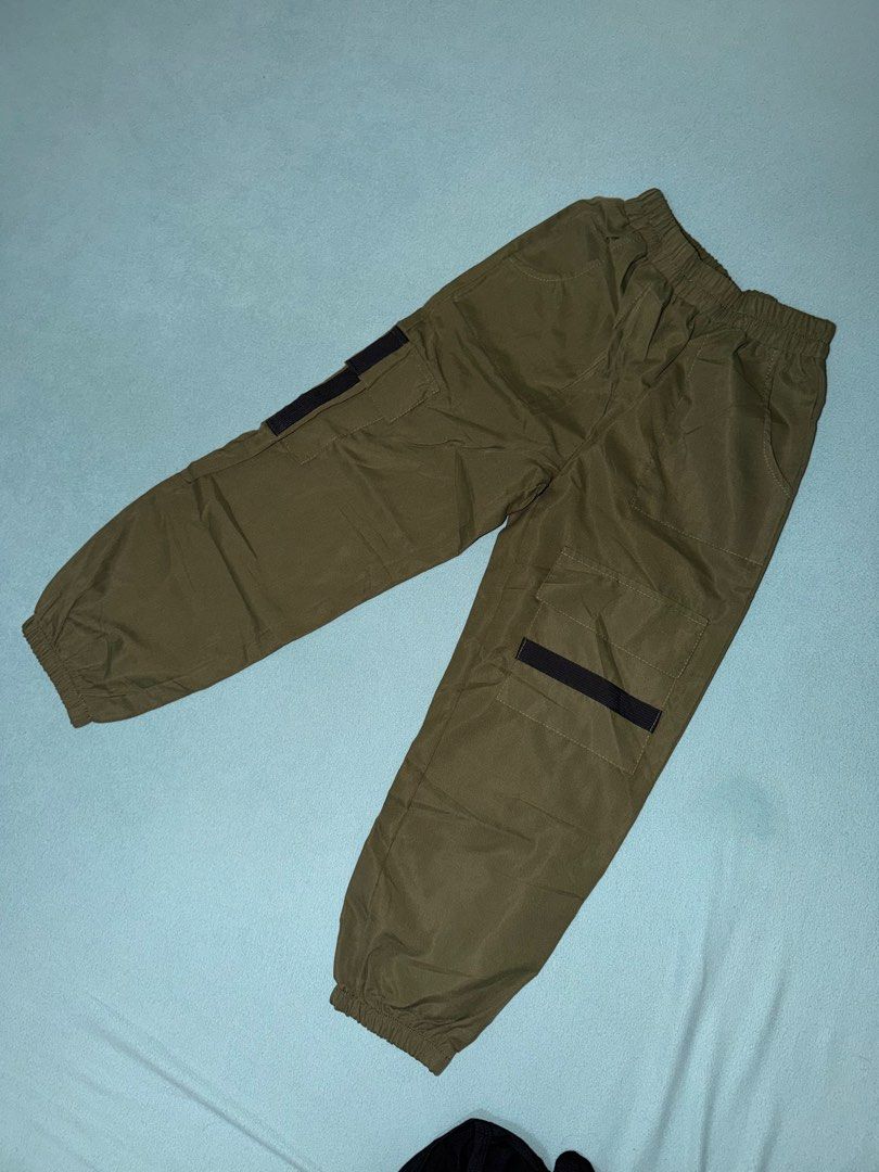 SHEIN | Shein Kids 8yrs old Boy (Category: Babies & Kids Fashion) located in Caloocan City. Submitted by danthrift (Listing ID 1432926507, Image 2). Description: Shein Kids 8yrs old on tag Brandnew with pouch Terno na po.