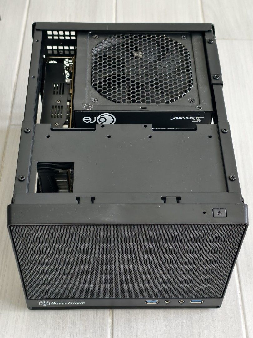 SilverStone SG13 Mini-ITX PC436886061408604162