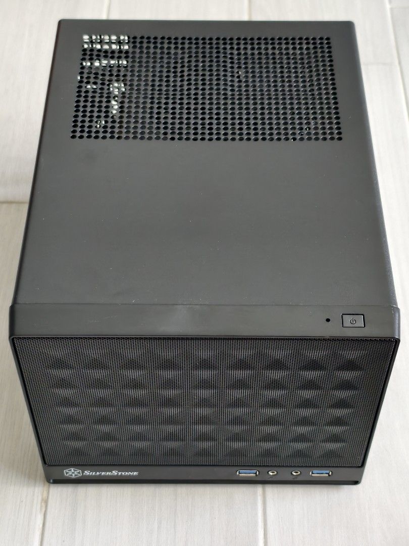 SilverStone SG13 Mini-ITX PC436886061408604161