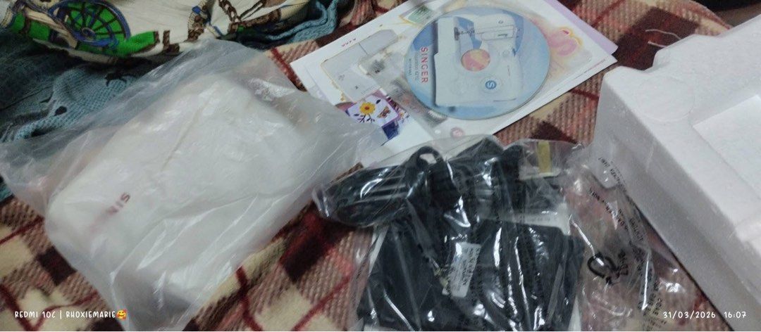 Singer electric sewing machine (Category: Home Improvement Tools & Accessories) located in Caloocan City. Submitted by juliangelz39537 (Listing ID 1303012356, Image 2). Description: never used , tried only to check operational capacity From the US Price negotiable pm for more pictures Set includes all parts, catalogue,foot pedal , disc for operation and manual.