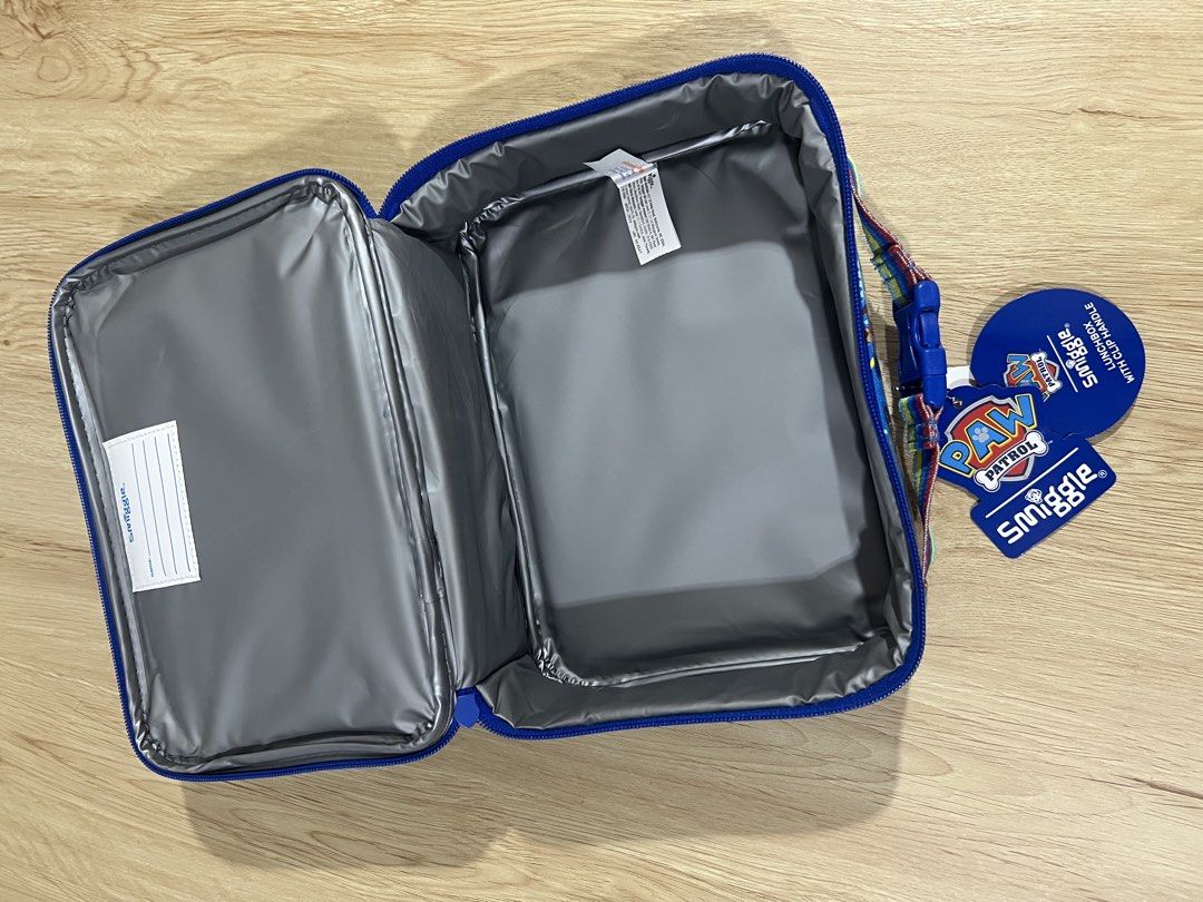 Smiggle Lunch box (Category: Babies & Kids Fashion) located in Quezon City. Submitted by alexandriarei (Listing ID 1432925188, Image 3). Description: 100% original from New Zealand Actual photo and onhand.