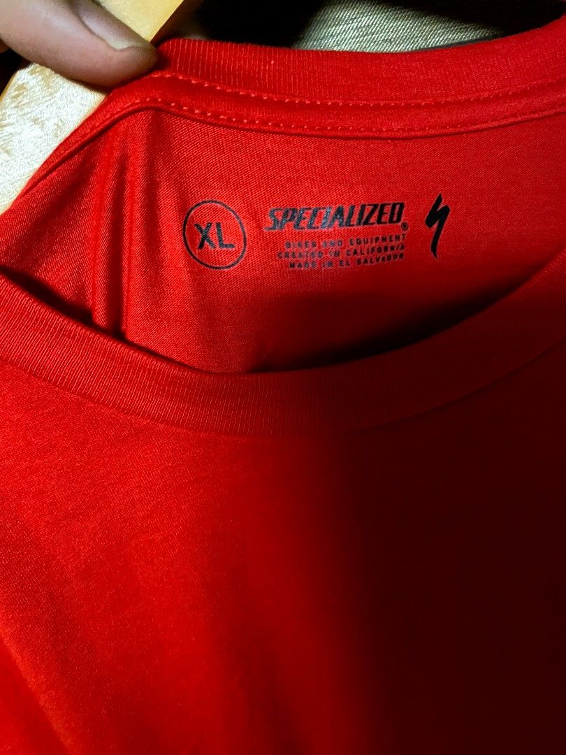 Specialized Red T-Shirt XL (Category: Activewear) located in Manila. Submitted by safehawk-c9a684 (Listing ID 1432982314, Image 2). Description: - Specialized red t-shirt - Size: XL - Features Specialized logo - Lightweight material - Ideal for sports or casual use - Vibrant red color - Tag visible in photos this item is thrifted need wash fresh from bale.