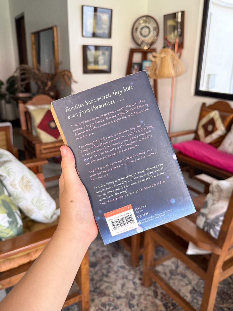 The Memory Keeper's Daughter by Kim Edwards (Category: Storybooks) located in Manila. Submitted by beclemmy (Listing ID 1432865866, Image 2). Description: The Memory Keeper's Daughter by Kim Edwards 💗 • Paperback • Well loved.