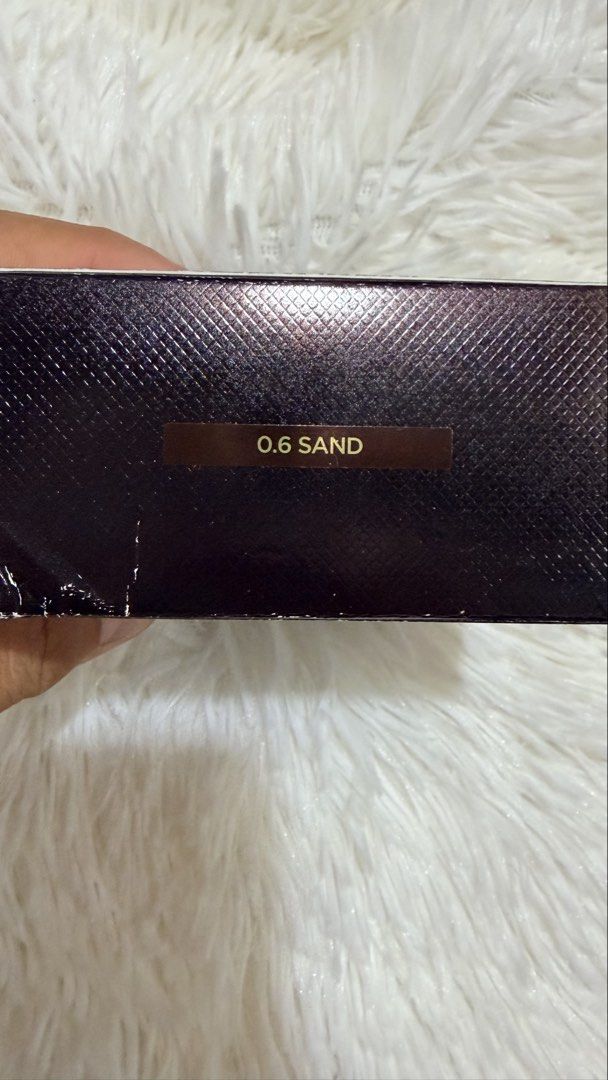 Tom Ford Eye Color Quad Creme (Category: Makeup) located in Pugo. Submitted by caztraine (Listing ID 1432863812, Image 3). Description: .