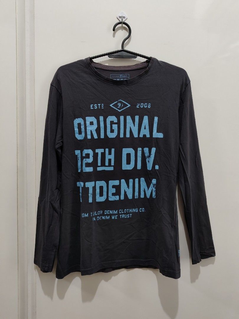 Tom Tailor Denim Long Sleeve Shirt (Category: Tshirts & Polo Shirts ) located in Quezon City. Submitted by cateskloset (Listing ID 1432955586, Image 1). Description: Gray ​Tom Tailor Denim ​Thin long sleeves ​Size: S (Men's sizing) ​Chest: 19.5 in ​Length: 25.5 in.