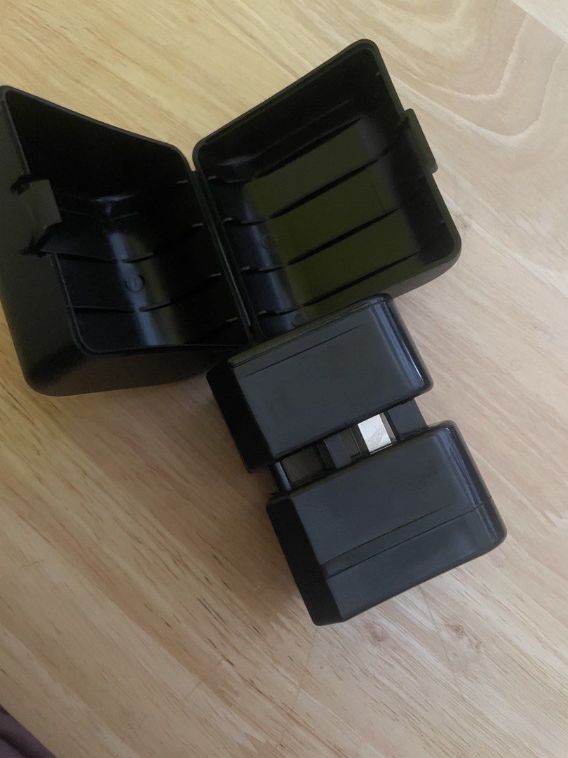 Travel Adaptor443680092314019842