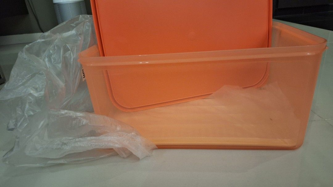 Tupperware 16L Orange Storage Container with Lid459498073673574401