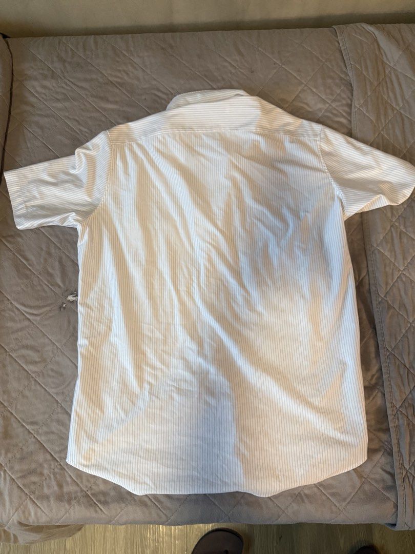 Uniqlo Stripe Cotton Polo (Category: Tshirts & Polo Shirts ) located in Quezon City. Submitted by thedanielandre (Listing ID 1432829212, Image 3). Description: .