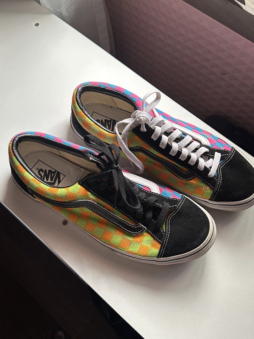 Vans Old School V36 Og Billy's Mix Checkerboard (Category: Sneakers) located in Baguio. Submitted by illegi (Listing ID 1432809384, Image 2). Description: - Original Vans Old Skool sneakers - Colorful checkerboard pattern - Black suede toe and heel panels - Interchangeable strips - Includes black and white laces - Size: US 10.5, EUR 44.5 - Bought from Australia - Vans logo on insoles - No Box.