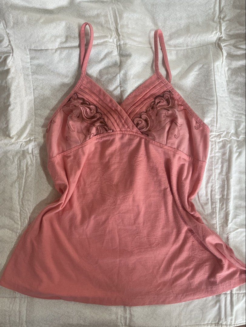vintage y2k 2000s pink v neck top (Category: Sleeveless) located in Tuguegarao City. Submitted by noellestyles (Listing ID 1432865128, Image 1). Description: FREE SF AROUND LUZON 🎀 s-m 🎀 fits 32-34 bust size (has a garterized back) 🎀 adjustable straps no ww photos one of my favorite tops! rfs: decluttering [last price posted].