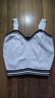 (Category: ) located in . Submitted by xcllxns (Listing ID 1432947011, Image 1). Description: .