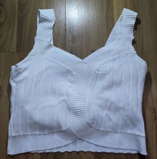 (Category: ) located in . Submitted by xcllxns (Listing ID 1432945496, Image 1). Description: .