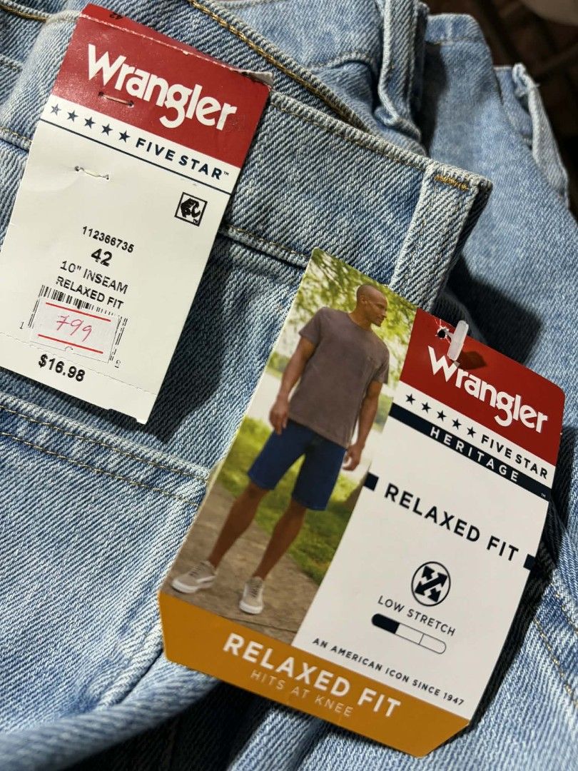 Wrangler Five Star Relaxed Fit Shorts (Category: Shorts) located in Pateros City. Submitted by armcandystuff (Listing ID 1432865441, Image 1). Description: - Wrangler Five Star Relaxed Fit shorts - Size: 42 - Color: Light Blue - Inseam: 10 inches - Length: Hits at the knee - Original Price: $16.98.
