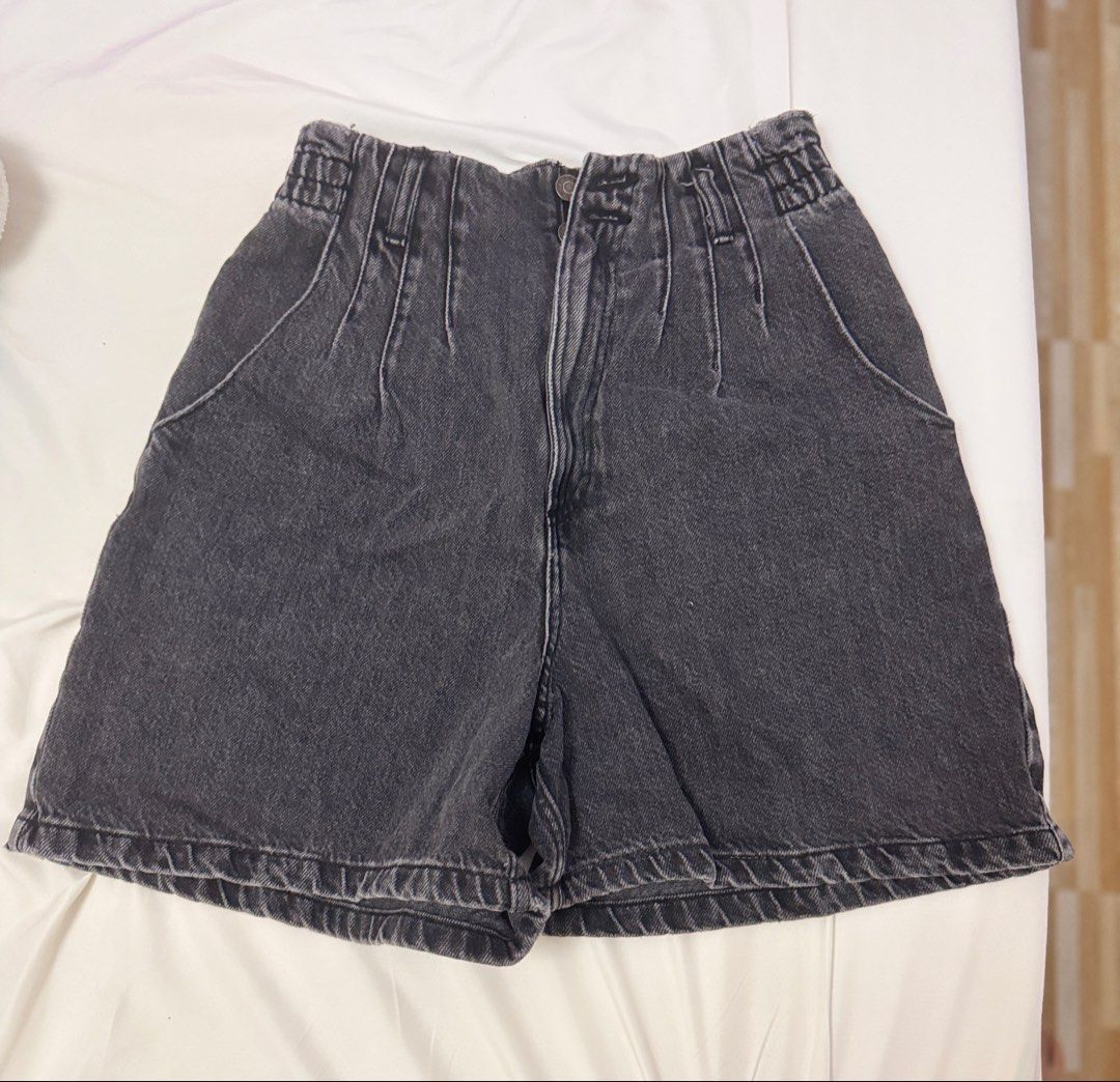 Zara Denim Shorts (Jorts) (Category: Shorts) located in Cavite. Submitted by may.tag (Listing ID 1432830802, Image 1). Description: - Zara denim shorts - High-waisted design - Pleats in front - Elastic waistband at back - Two back pockets - Button closure - Versatile gray color - Perfect for casual wear.