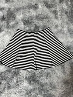 (Category: ) located in . Submitted by lacerna_wears (Listing ID 1433025849, Image 1). Description: .