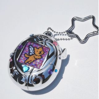 (Category: ) located in . Submitted by clothesfind (Listing ID 1433103414, Image 1). Description: .